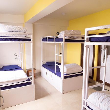 Tag Along Backpackers Hostel Гангток Екстериор снимка