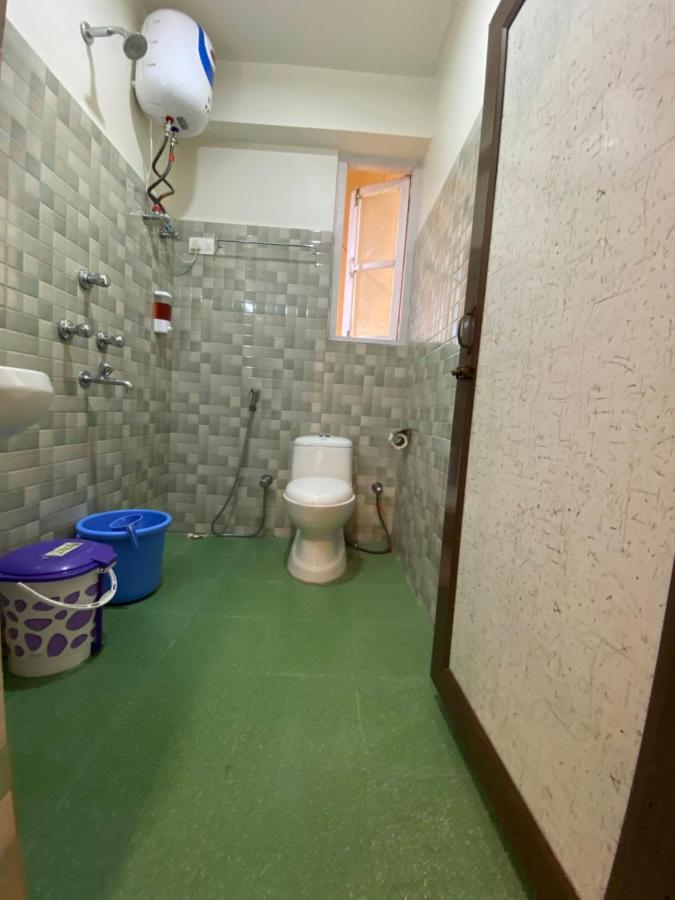Tag Along Backpackers Hostel Гангток Екстериор снимка